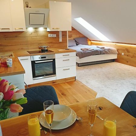 Apartman U Ovecku - Nová Paka Εξωτερικό φωτογραφία