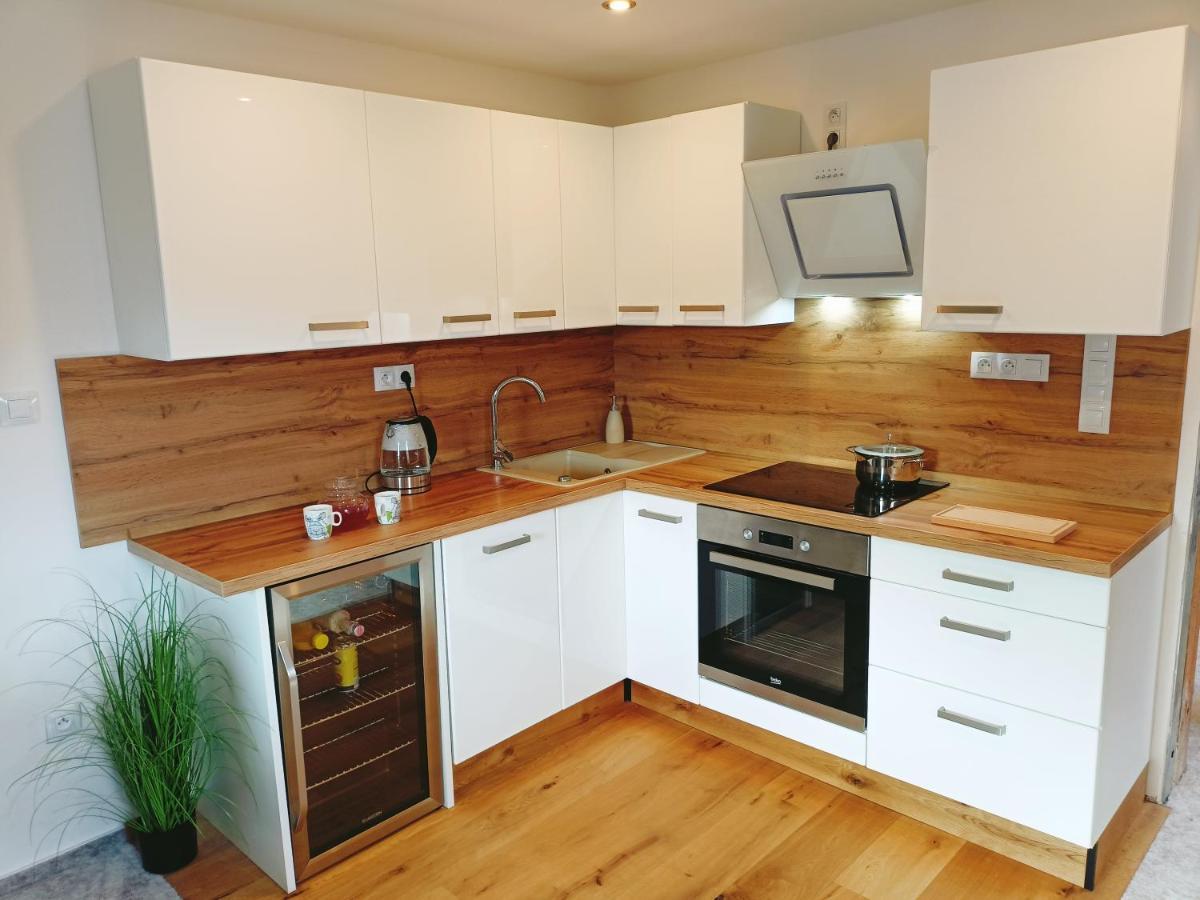 Apartman U Ovecku - Nová Paka Εξωτερικό φωτογραφία
