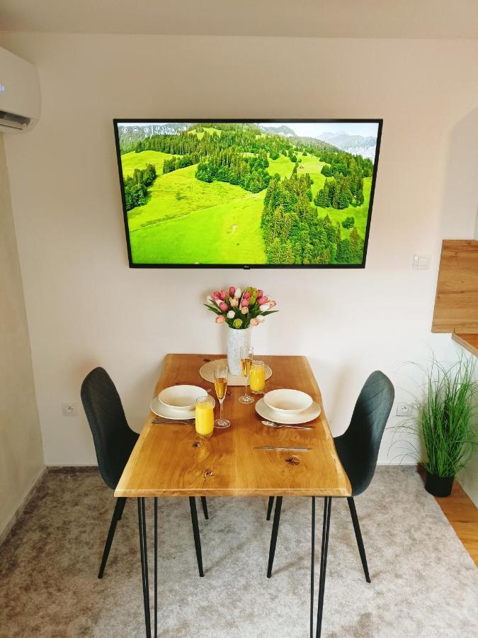 Apartman U Ovecku - Nová Paka Εξωτερικό φωτογραφία
