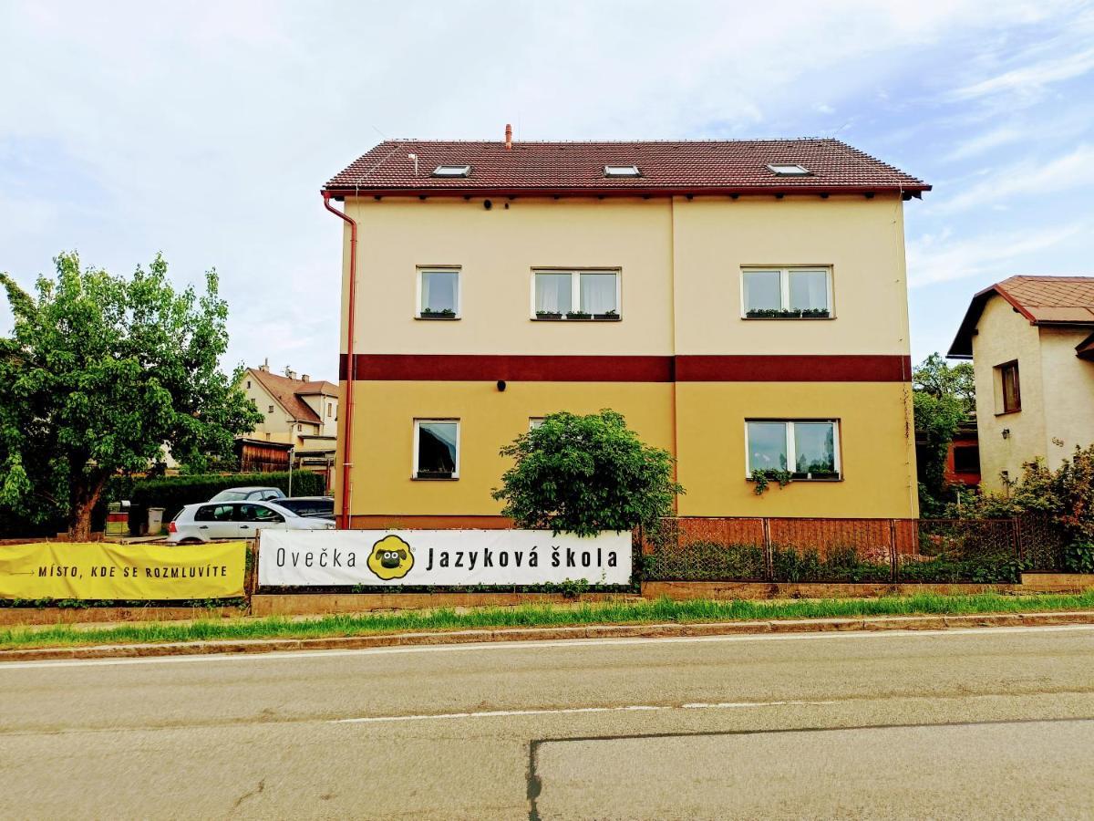 Apartman U Ovecku - Nová Paka Εξωτερικό φωτογραφία